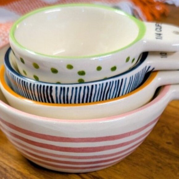 Rae Dunn Boutique measuring cups - Picture 2 of 2
